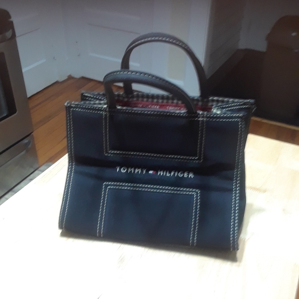 Tommy Hilfiger Bag